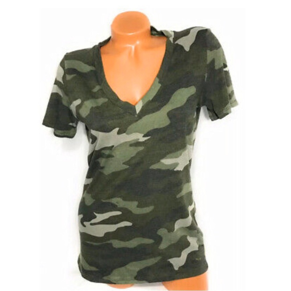 VS Pink Camo V-Neck Tee
